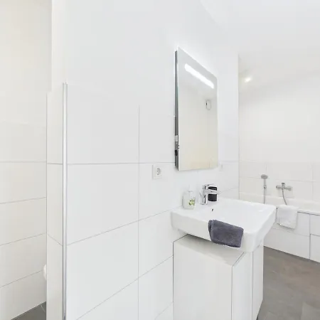 Maisonette-wohnung I 125 Qm I Garten I 2 Parkplaetze Eltville am Rhein